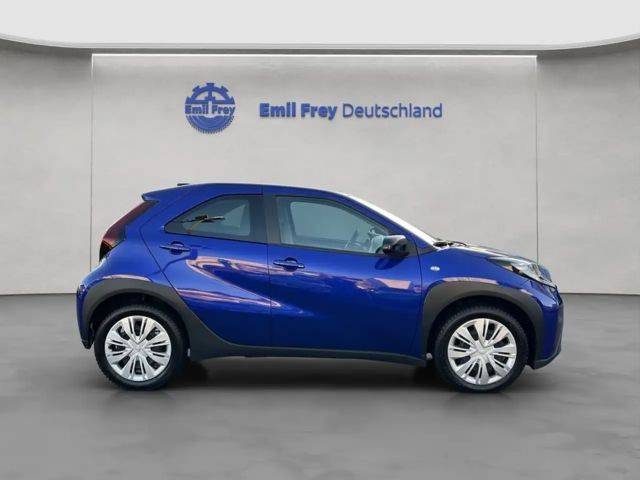 Toyota Aygo X 1.0 VVT-i Hatchback Play S-CVT