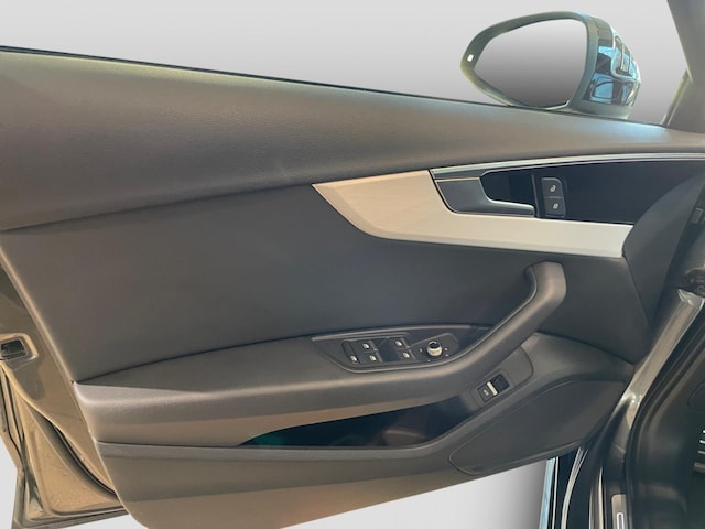 Audi A4 40 TDI Avant S-Line S-Tronic