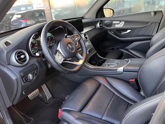 Mercedes-Benz GLC 200 4MATIC AMG Line