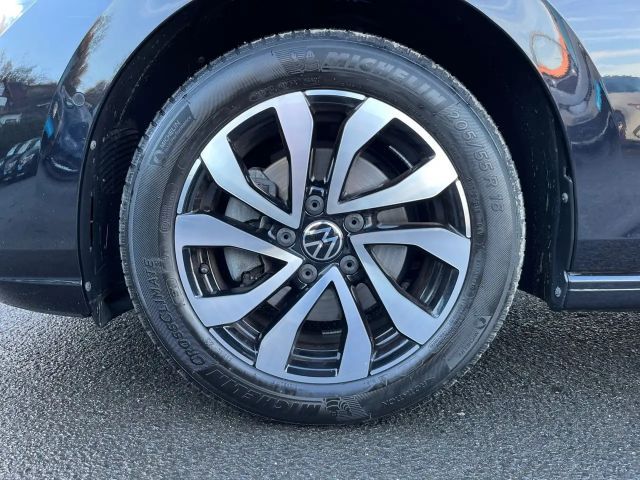 Volkswagen Golf 1.5 TSI Golf VIII IQ.Drive