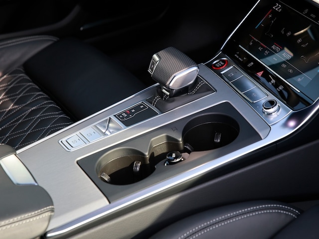 Audi S6 Avant Quattro