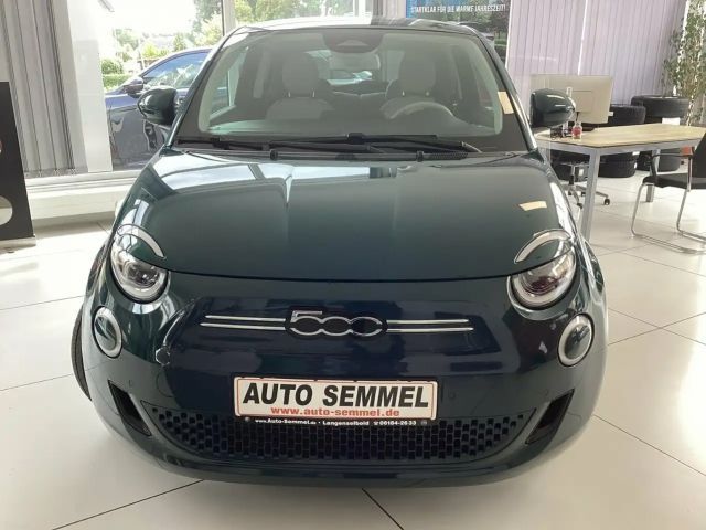 Fiat 500e La Prima by Bocelli
