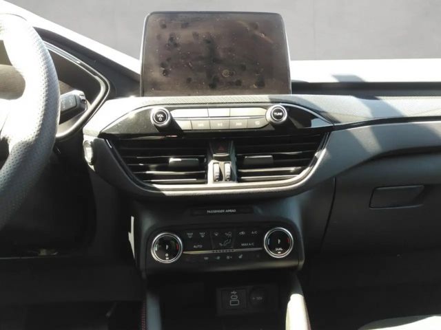 Ford Kuga Plug in Hybrid ST Line X