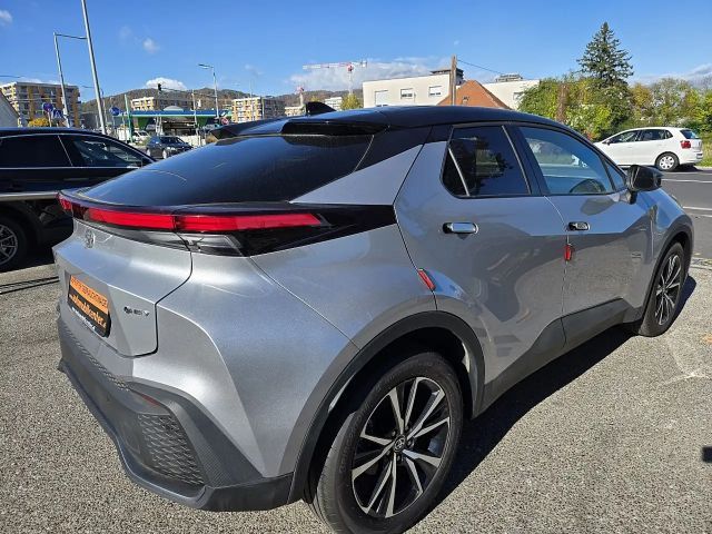 Toyota C-HR Active Hybride