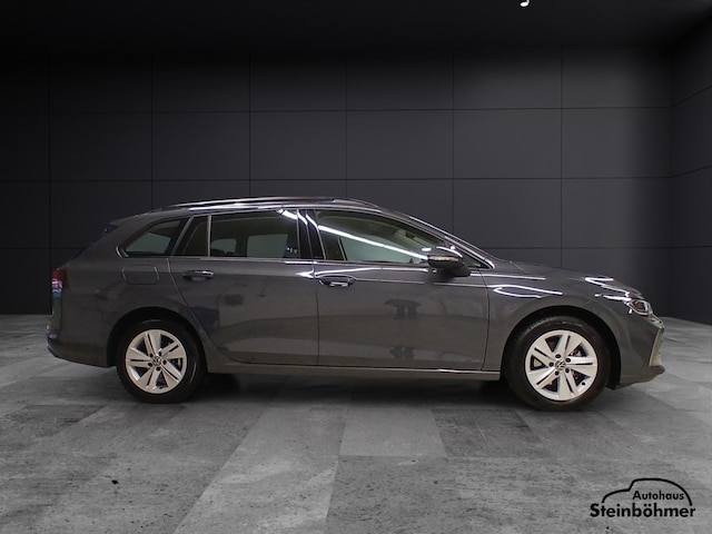 Volkswagen Golf 1.5 eTSI DSG Life Variant