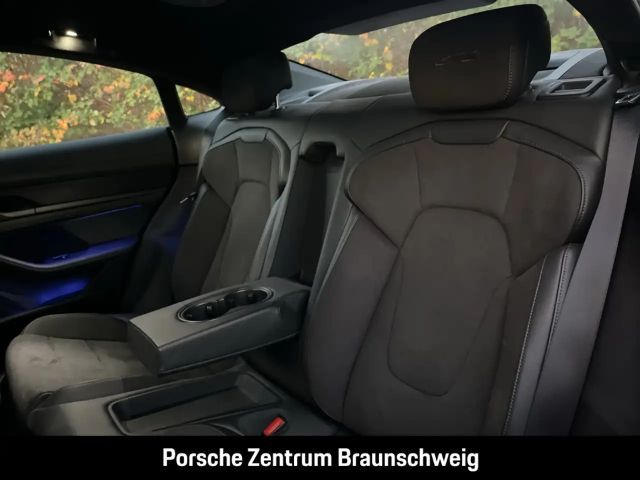 Porsche Taycan GTS Performance Plus