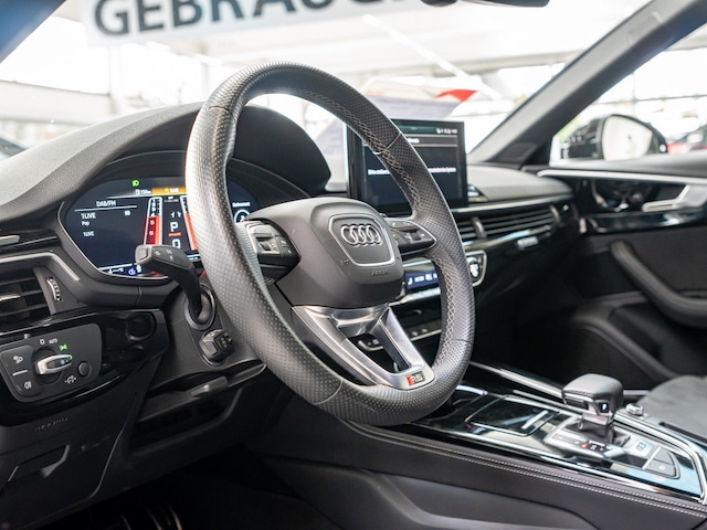 Audi RS4 Avant Quattro