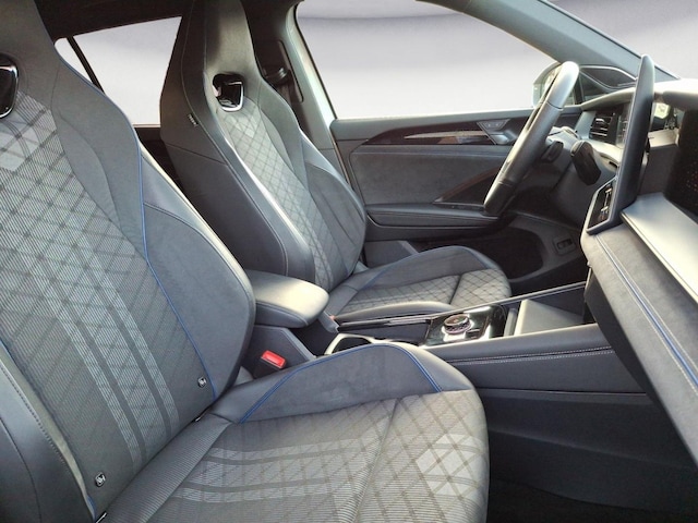 Volkswagen Tayron 2.0 TDI DSG R-Line