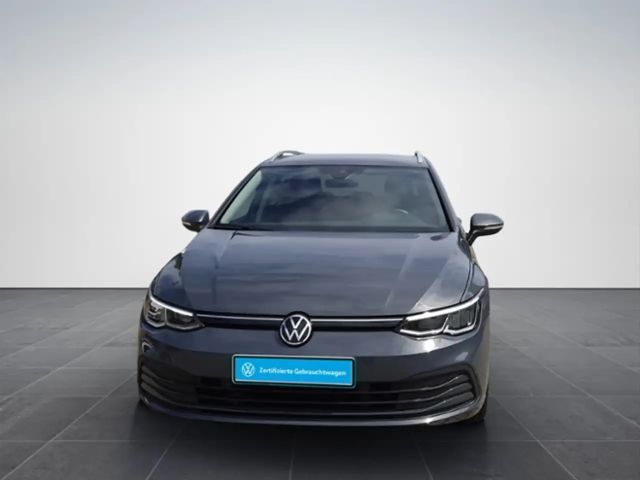 Volkswagen Golf 1.5 eTSI Golf VIII Life Variant