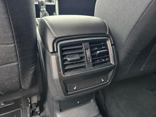 Skoda Karoq 1.5 TSI Tour