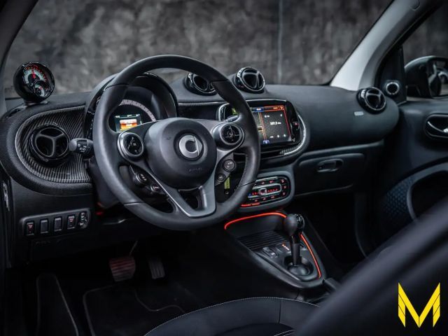 Smart EQ fortwo Coupe JBL Prime