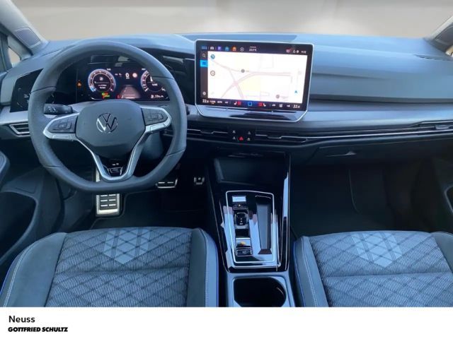 Volkswagen Golf 1.5 TSI DSG Style