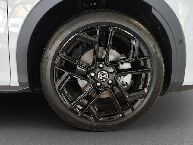 Volkswagen T-Roc 1.5 eTSI DSG R-Line