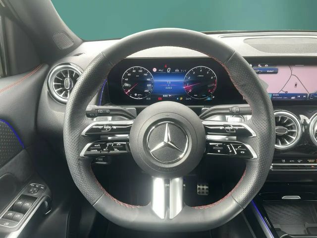 Mercedes-Benz GLB 220 4MATIC AMG Line