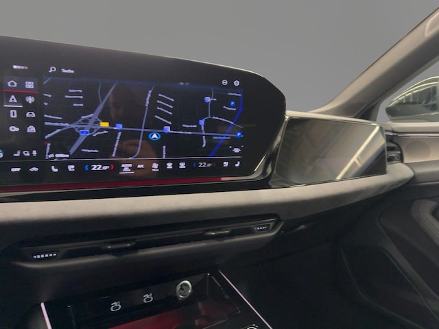 Audi A6 Avant Quattro S-Tronic