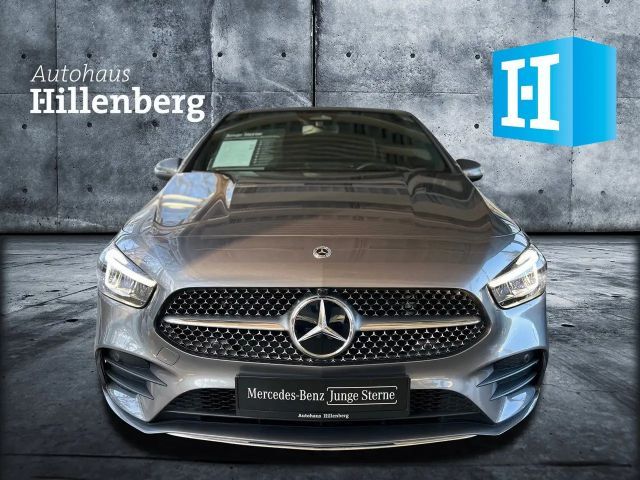 Mercedes-Benz B 200 AMG Line Sedan