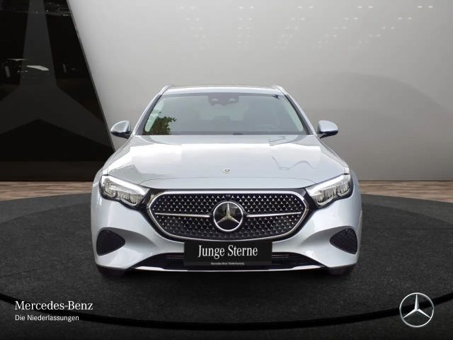 Mercedes-Benz E 200 AVANTGARDE Estate
