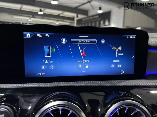 Mercedes-Benz CLA 200 AMG Line Coupé