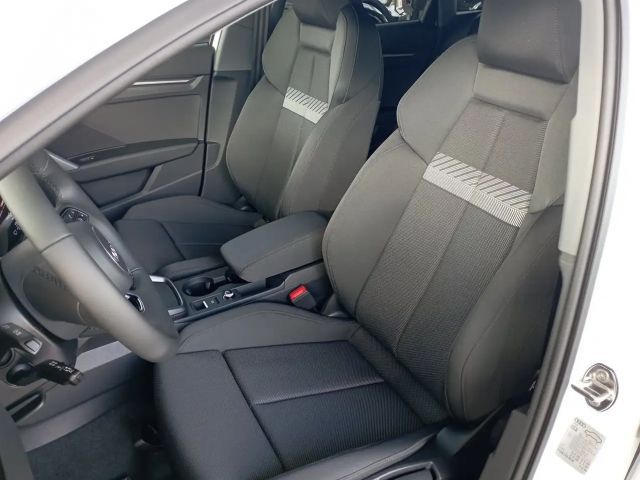 Audi A3 30 TFSI Sedan