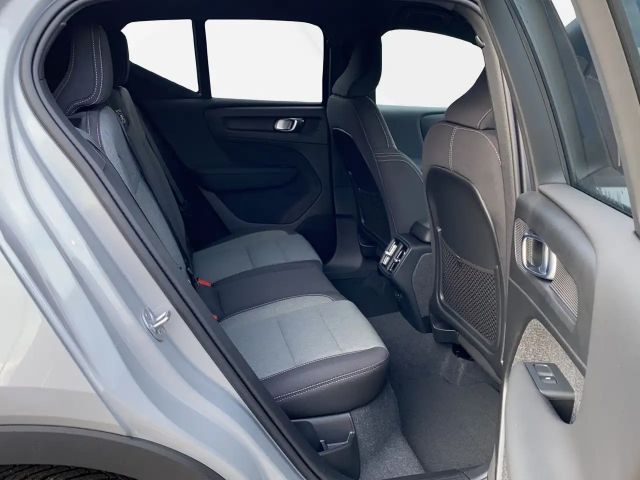 Volvo XC40 Dark Plus