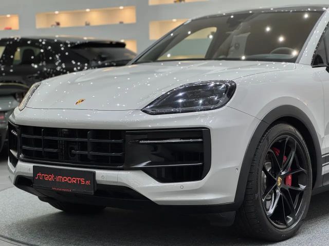Porsche Cayenne Coupé E-Hybrid S