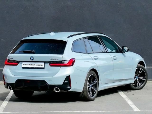 BMW 330 330e M-Sport Touring