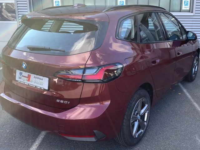 BMW 220 220i Active Tourer