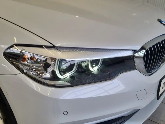 BMW 530 530e Sedan iperformance
