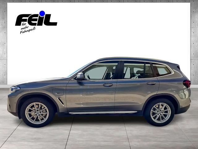 BMW X3 xDrive30e