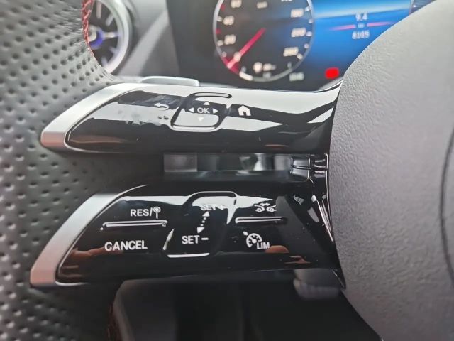 Mercedes-Benz GLA 180 AMG Line