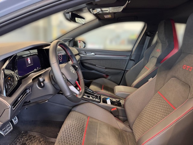 Volkswagen Golf 2.0 TSI Golf VIII