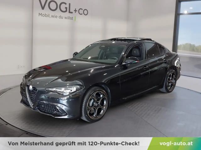 Alfa Romeo Giulia AWD
