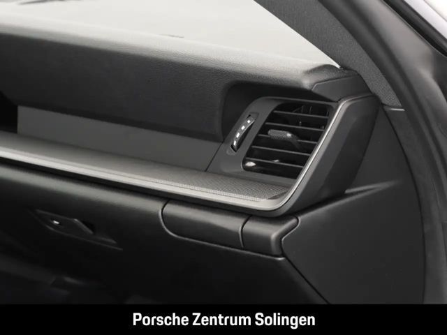 Porsche 992 Carrera Coupé