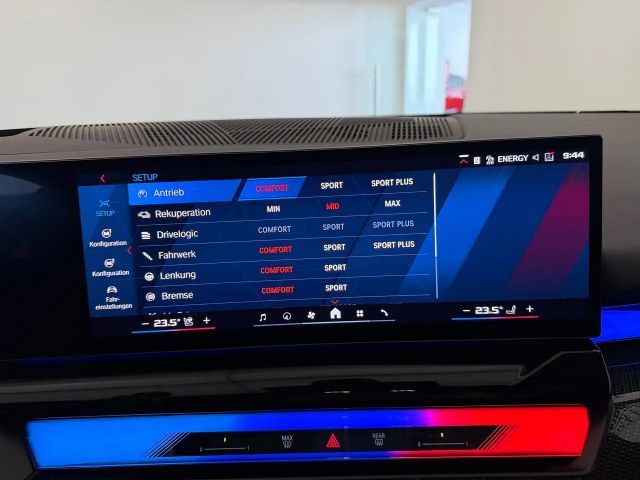 BMW M5 Touring,FrozenMatt,AHK,Panorama,B&W,Leasing,neu