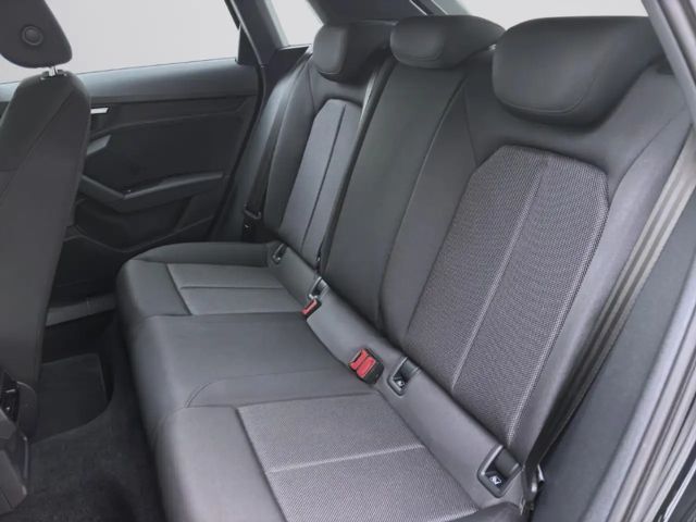 Audi A3 30 TDI Sedan Sportback