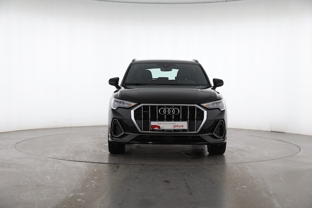 Audi Q3 35 TDI Quattro S-Line S-Tronic