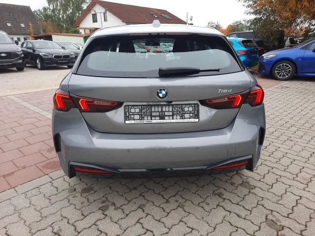 BMW 118 118d Sedan