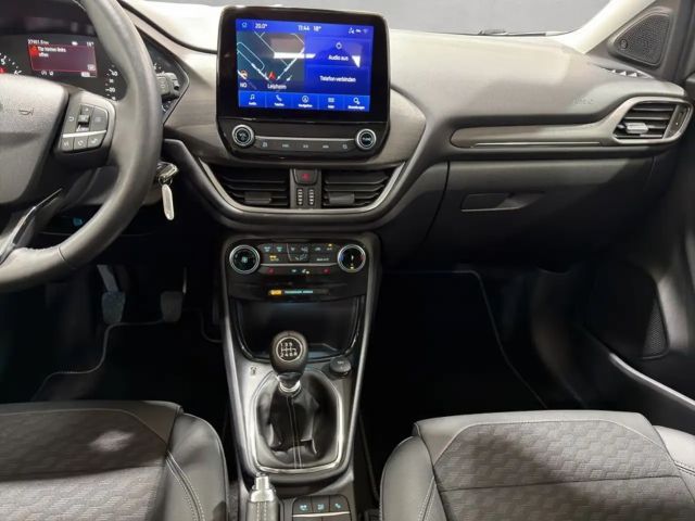 Ford Puma EcoBoost Titanium