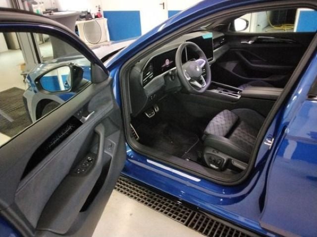 Volkswagen Passat 2.0 TDI R-Line Variant