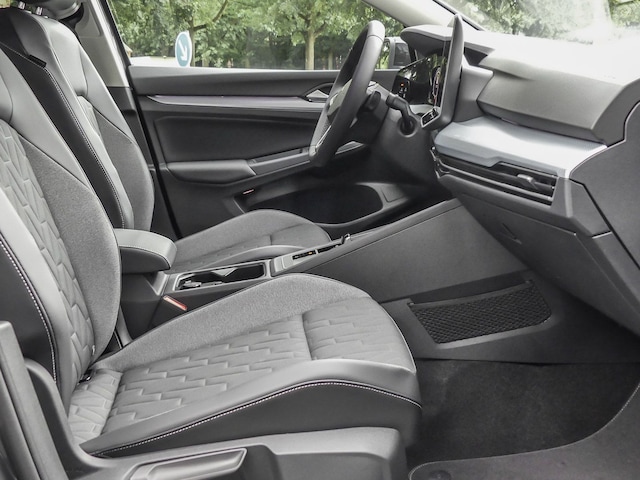 Volkswagen Golf 1.5 eTSI DSG Golf VIII