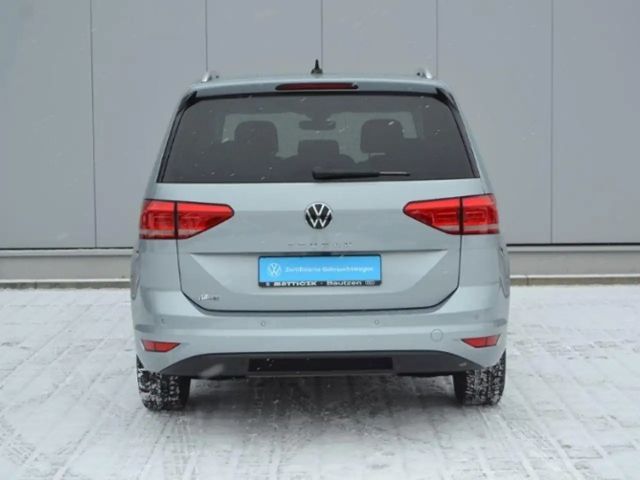 Volkswagen Touran 1.5 TSI DSG IQ.Drive Move