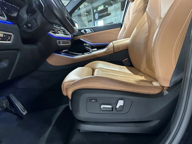 BMW X5 i*PANORAMA*ACC*KAMERA*LED*NAVI*22.ZOLL