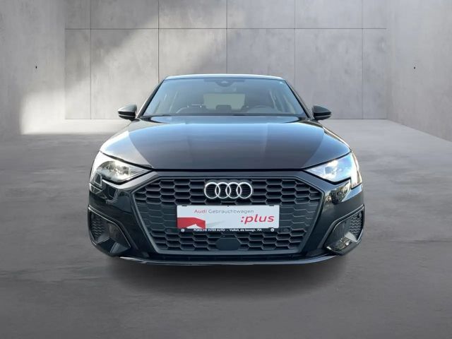 Audi A3 30 TDI Sedan