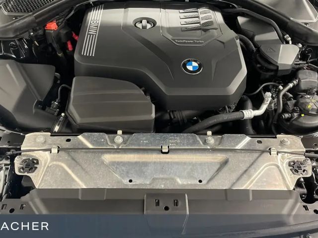 BMW 330 330i M-Sport Sedan xDrive