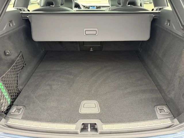 Volvo XC60 AWD Dark Ultimate