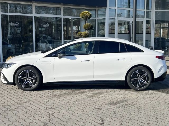 Mercedes-Benz EQE 300 AMG Line Sedan