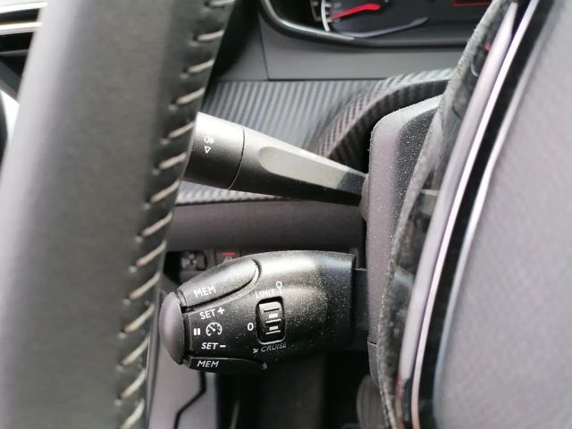 Peugeot 2008 Allure Pack PureTech