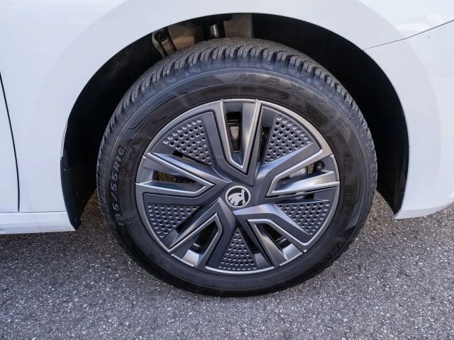 Skoda Fabia 1.5 TSI Tour