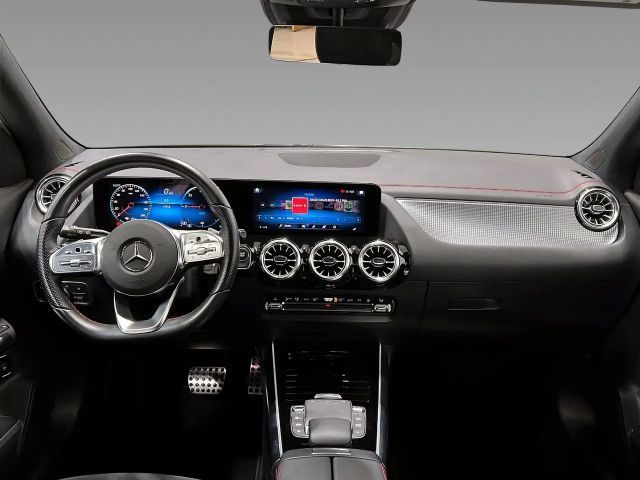 Mercedes-Benz EQA 350 4MATIC AMG Line