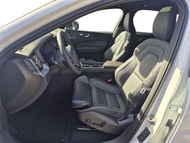 Volvo XC60 AWD Dark Plus Recharge T6